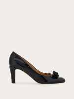 Ferragamo Vara bow pump shoe